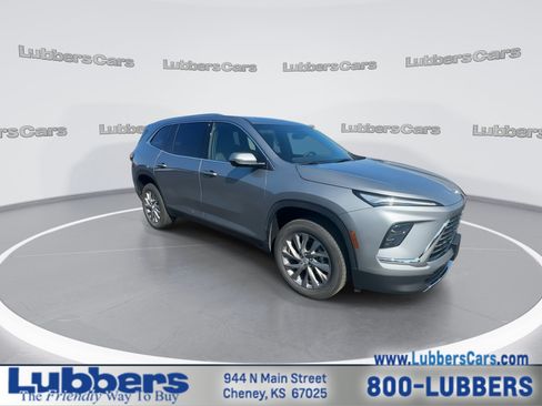 Used 2026 Buick Enclave Preferred FWD image 2
