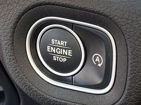 Used 2022 Mercedes-Benz GLE 350 4MATIC image 23