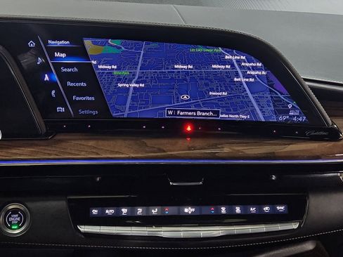 Used 2024 Cadillac Escalade Sport Platinum w/ LPO, ONYX Package image 38