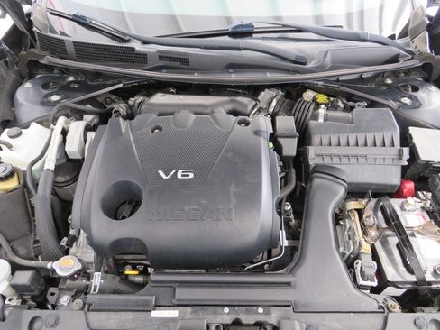 Used 2017 Nissan Maxima 3.5 S image 26