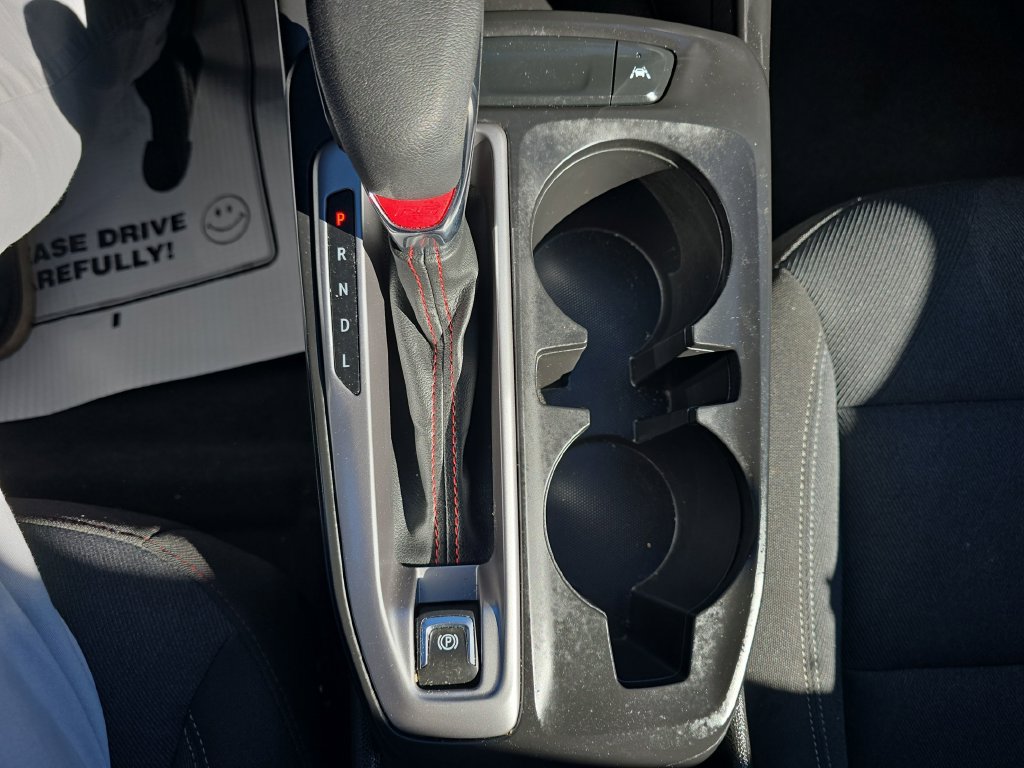 Used 2026 Chevrolet Trax RS FWD image 27