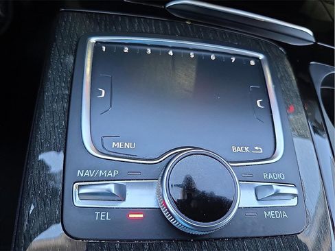 Used 2019 Audi Q7 3.0T Premium Plus image 16