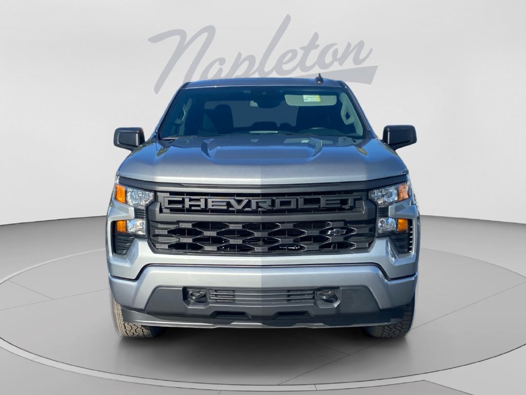 Used 2026 Chevrolet Silverado 1500 Custom w/ Turbomax Blackout Package RWD image 9