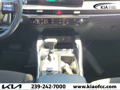 New 2026 Kia Sorento LX FWD image 18