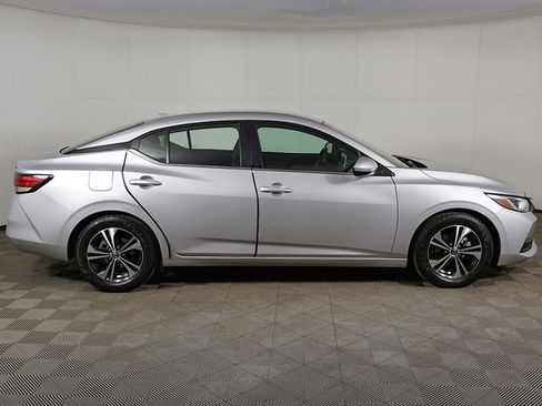 Used 2022 Nissan Sentra SV image 12