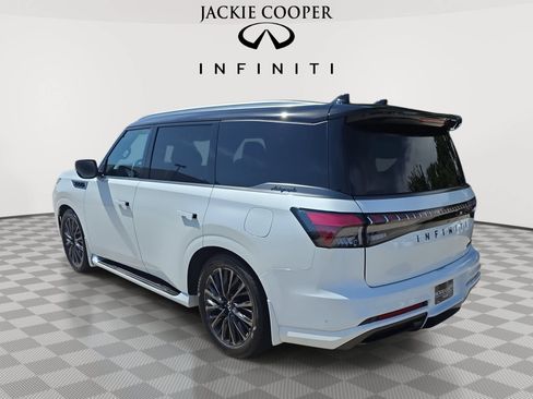 Certified 2026 INFINITI QX80 Autograph w/ Premium Cargo Package AWD/4WD image 7