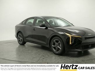 Used 2025 Kia K4 LXS video 1