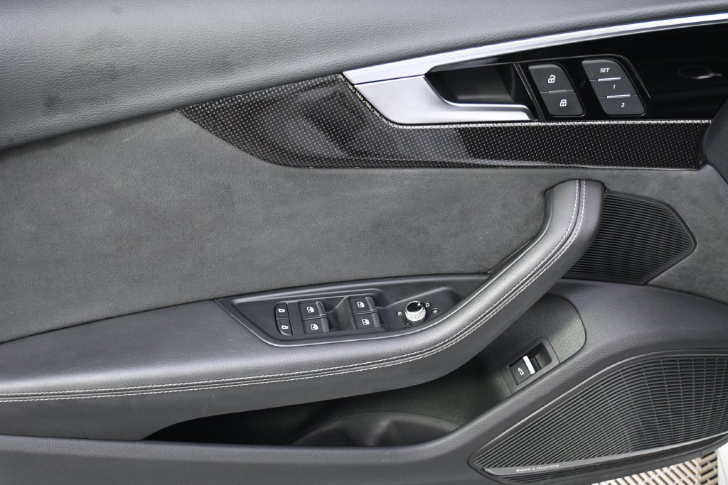 Used 2023 Audi S4 Premium Plus w/ Premium Plus Package AWD/4WD image 19