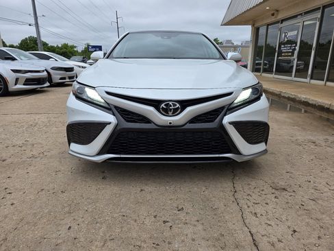 Used 2021 Toyota Camry XSE w/ Navigation Package image 2