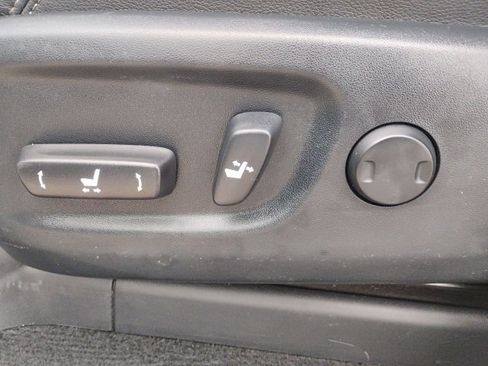 Used 2023 Toyota 4Runner SR5 Premium image 7