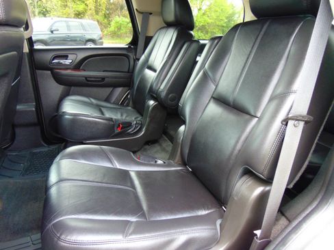 Used 2014 Chevrolet Tahoe LT w/ All-Star Edition AWD/4WD image 9