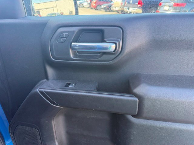 Used 2023 Chevrolet Silverado 1500 Custom AWD/4WD image 26