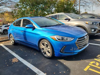 Used 2017 Hyundai Elantra Limited w/ Limited Ultimate Package 09