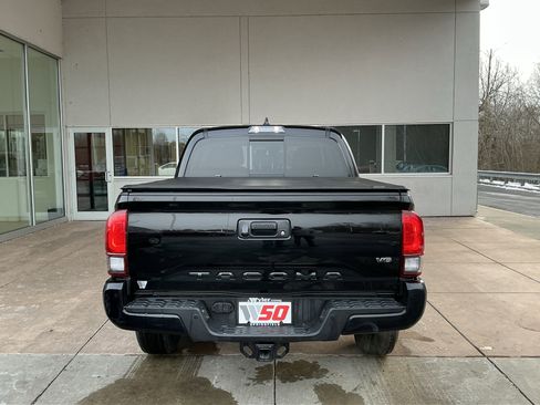 Used 2023 Toyota Tacoma SR5 image 21