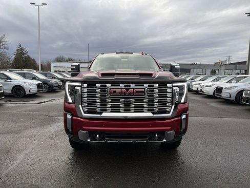 Used 2024 GMC Sierra 2500 Denali w/ Denali Reserve Package image 8