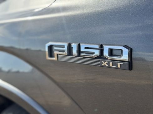 Used 2018 Ford F150 XLT w/ Equipment Group 302A Luxury image 8