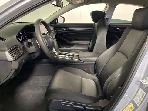 Used 2021 Honda Accord Hybrid image 12