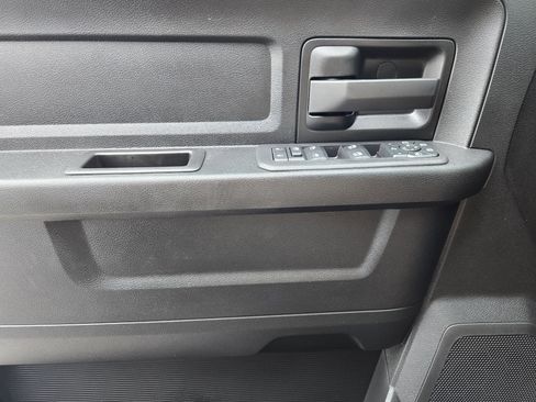 New 2026 RAM 2500 Tradesman AWD/4WD image 18