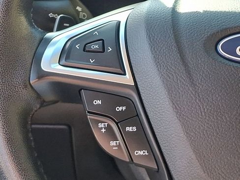 Used 2018 Ford Edge SEL w/ Equipment Group 201A image 21