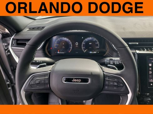 New 2026 Jeep Grand Cherokee L Laredo image 21