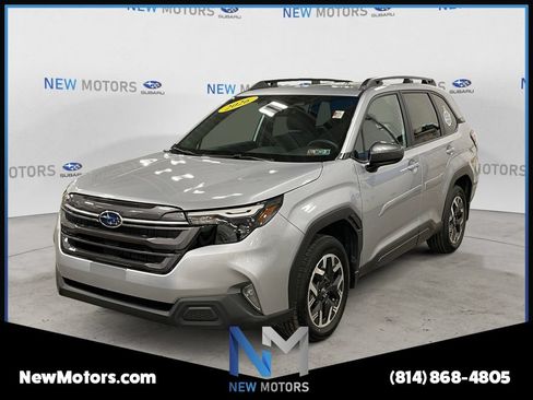Used 2026 Subaru Forester Premium AWD/4WD image 1