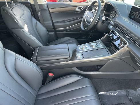 Used 2023 Genesis GV80 3.5T image 11