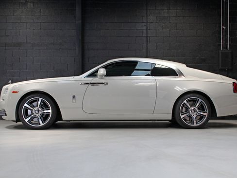 Used 2014 Rolls-Royce Wraith RWD image 4