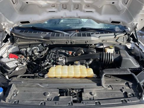 Used 2021 Ford F150 XL w/ Trailer Tow Package image 9