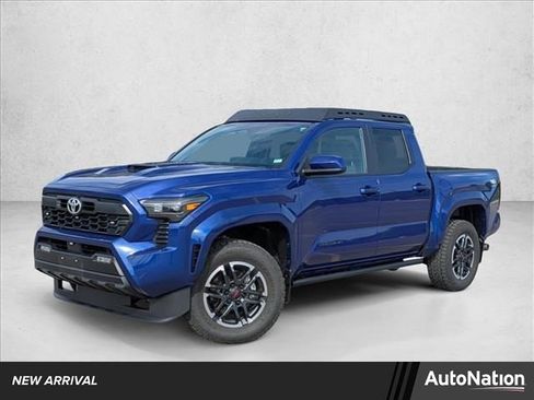 Used 2024 Toyota Tacoma TRD Sport image 1