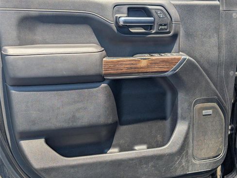 Used 2020 Chevrolet Silverado 3500 High Country w/ LPO, Hitch Package AWD/4WD image 9