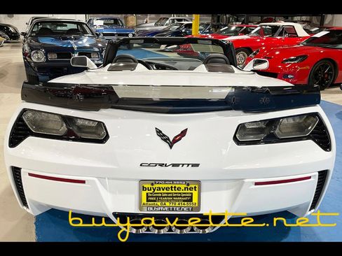 Used 2015 Chevrolet Corvette Z06 w/ 3LZ Preferred Equipment Group RWD image 7