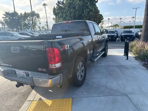 Used 2011 GMC Sierra 1500 SLT w/ SLT Convenience Package AWD/4WD image 22