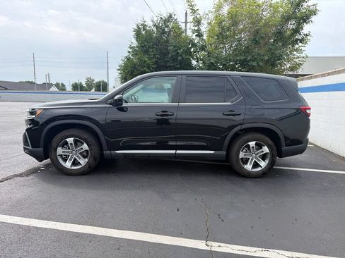 Used 2024 Honda Pilot EX-L image 2