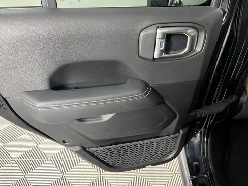 Certified 2023 Jeep Wrangler Unlimited Sahara image 28