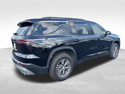 Used 2026 Chevrolet Traverse LT AWD/4WD image 5