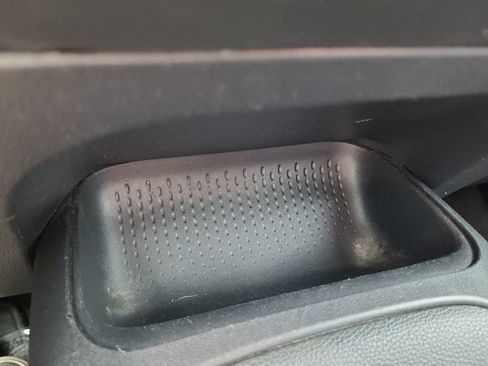 Used 2021 Toyota Corolla SE FWD image 23