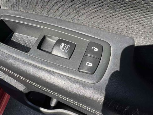 Used 2012 Jeep Grand Cherokee SRT8 w/ Luxury Group II AWD/4WD image 39