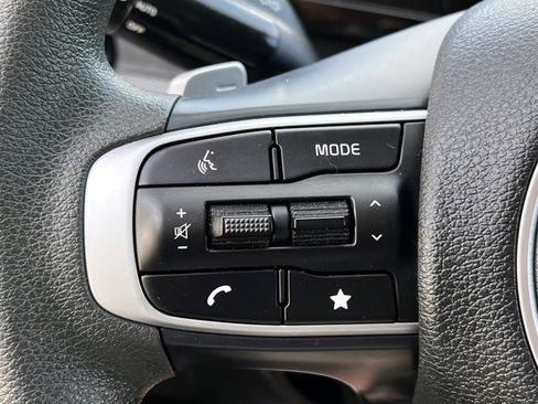 Used 2023 Kia Sportage LX AWD/4WD image 18
