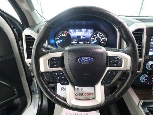 Used 2017 Ford F150 Lariat w/ Equipment Group 502A Luxury image 20