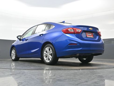 Used 2019 Chevrolet Cruze LT w/ Convenience Package image 29