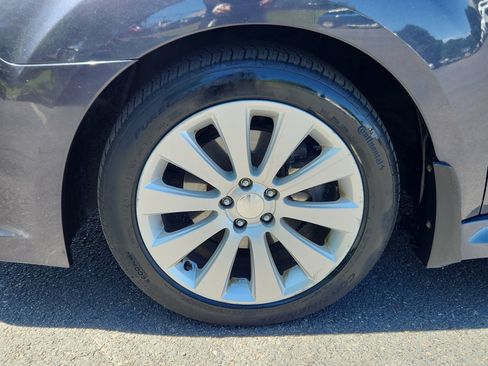 Used 2011 Subaru Legacy 2.5i Limited AWD/4WD image 24