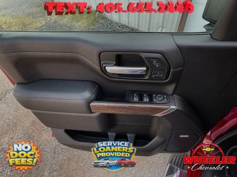 Used 2019 Chevrolet Silverado 1500 High Country w/ Technology Package AWD/4WD image 8