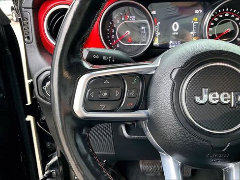 Used 2020 Jeep Wrangler Unlimited Rubicon w/ Dual Top Group AWD/4WD image 15