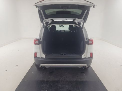 Used 2023 Ford Escape Active w/ Cold Weather Package FWD image 29