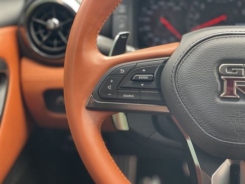 Used 2020 Nissan GT-R Premium w/ Premium Interior Package AWD/4WD image 28