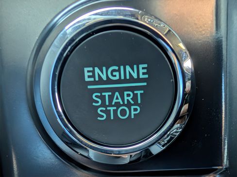 New 2025 Ford F150 Platinum w/ FX4 Off-Road Package image 25