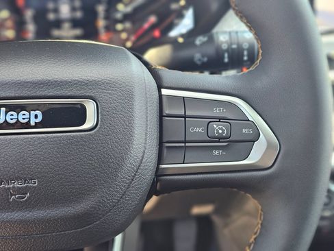 New 2026 Jeep Compass Latitude AWD/4WD image 16