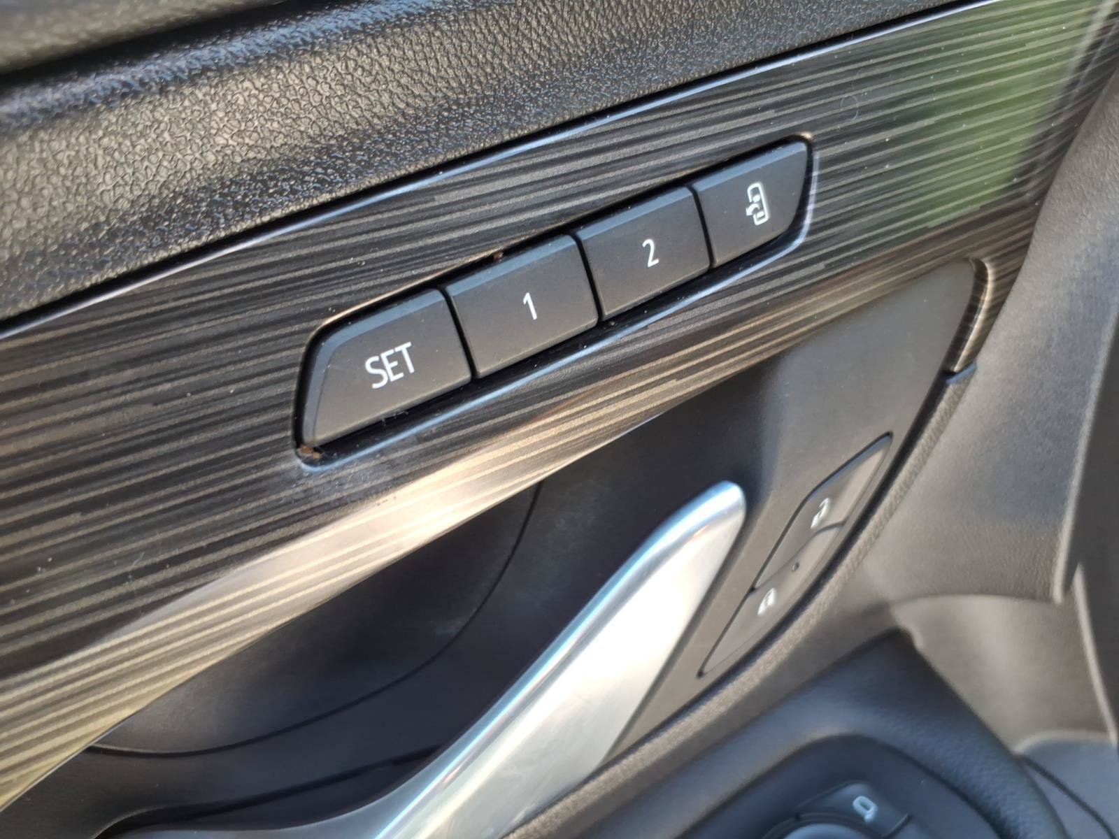 Certified 2023 GMC Terrain SLT w/ Elevation Edition FWD image 15