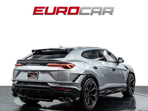 Used 2024 Lamborghini Urus Performante AWD/4WD image 5