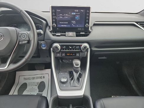 Used 2022 Toyota RAV4 XSE image 11